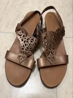 ＊美品＊ MUNRO サンダル (9N)