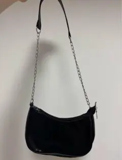 ブラックチェーンショルダーバッグ