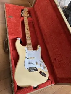 アニ　Fender japan イングヴェイ シグネチャーモデル ストラト Fender Yngwie Malmsteen Strat〈フェンダージャパン