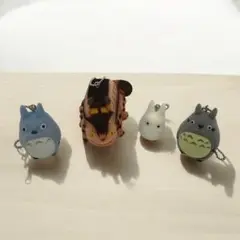 ジブリ　トトロ・ネコバス ストラップ　４種セット