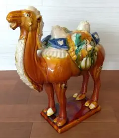 唐三彩　ラクダ置物