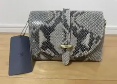 HRM アッシュアールエム チェキュット チェーン ショルダーバッグ