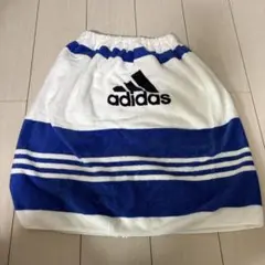 キッズ　adidas ラップタオル　プール　白/青