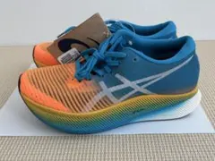 Item thumbnail for item 5af5b0ba-d23a-4072-8f97-9d7a443de6cd