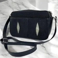 良品　Parni　スティングレイ　ガルーシャ　ショルダーバッグ　エイ革　ブラック