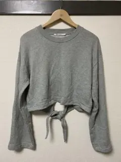 ショート丈トップス