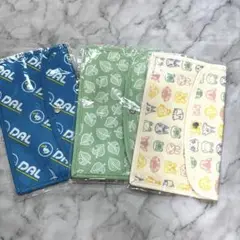 【新品未使用】ユニクロ　あつまれどうぶつの森 3つセット　マルチケース