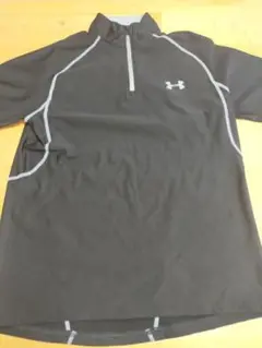 Under Armour　コールドギア　 ハーフジップ アンダーシャツ 黒