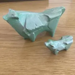緑色の動物オブジェ 2点セット