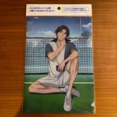 テニスの王子様のキャラクターイラストが描かれたクリアファイル。