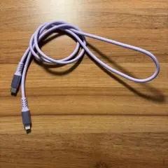 紫 LightningとUSB-Cケーブル