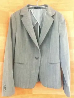 未使用　アクアスキュータム　ジャケット　グレー スーツ　Aquascutum