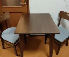 【引き取り希望】マナベ ダイニングテーブル＆チェア二脚 セット 幅70×65