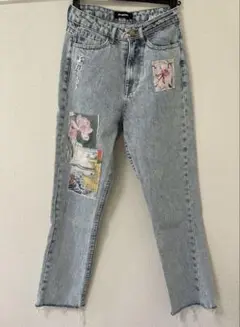 ◆Desigual◆デシグアル パッチワーク 刺繍　デザインデニム　24