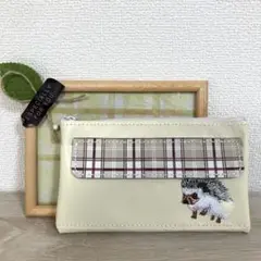 本革レザー　通帳ケース　ハリネズミ