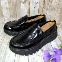 2025年最新】zara vibram ローファーの人気アイテム - メルカリ