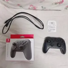Nintendo Switch Proコントローラー