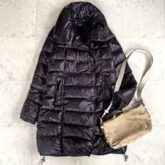 美品 タトラス TATRAS ダウンコート PHAD ファド 軽量 女優襟