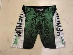 UFC 緑ファイトショーツ新品未使用　Venum 【値下げ不可❗️】ファイトパンツ VENUM／ヴェナム ファイトショーツ UFC Fusion by Venum