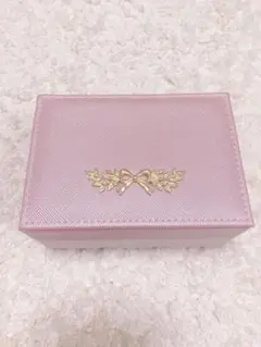 アフタヌーンティー　ピンクのアクセサリーケース ゴールド装飾