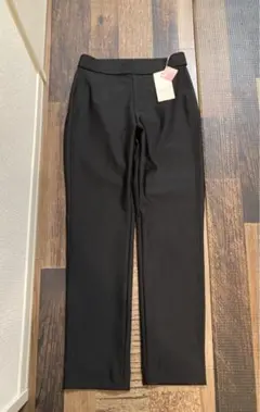 新品　ラ・シュシュ　アパレルアイ　ストレッチパンツ　黒　日本製 M