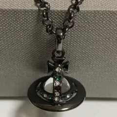 Vivienne Westwood オーブ ネックレス ガンメタ ☆