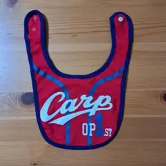 Carpロゴ入り 赤色 ベビー用 スタイ