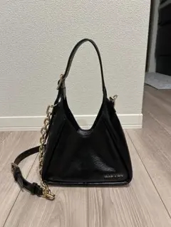 CHARLES & KEITH Buzz ミニバズ ホーボーバッグ　ブラック