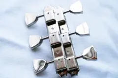 Item thumbnail for item 28b66c71-8f38-49ee-a16e-3ea961004766