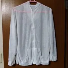 ホワイト フード付き パーカー