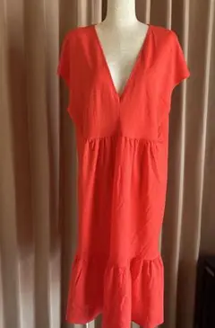 新品未使用品ZARA ティアードワンピース L