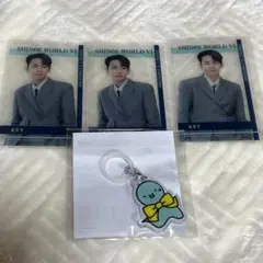 ➄ジョンヒョン SHINee 写真集その他オマケ - メルカリ