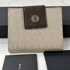新品同様‼️ ブルガリ　BVLGARI 財布　二つ折り　折り財布　ロゴマニア