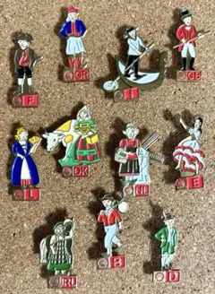 371【良品11個!】フランスヴィンテージピンバッジ 現品限り!