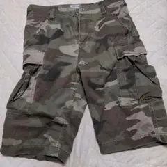 メンズAVIREX迷彩ハーフパンツサイズS