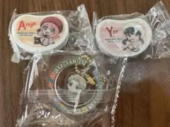 スパイファミリー 消しゴム2個＋アクリルキーホルダー