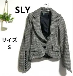 Item thumbnail for item d4298493-5045-4091-a84a-7a4e3c57dd94