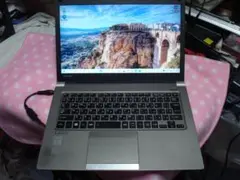 Item thumbnail for item c0a2381f-4fe5-4dcd-8eb9-060df9640260