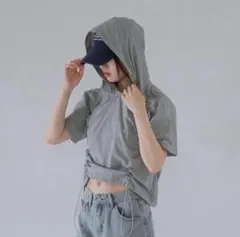 uenui HOODED DRAWSTRING CROP TEE