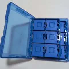 ニンテンドー3DS カードケース 青