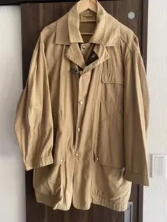 Item thumbnail for item b58c7ddd-ddbb-48cf-84a5-8d4b2a6553a8