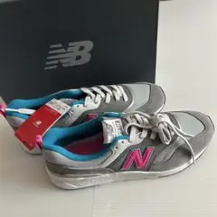新品未使用品/New Balance スニーカー 997Hグレーピンク28㎝