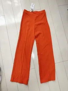 新品タグ付き　ZARA オレンジ フルレングスパンツ S