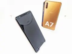 完品 Galaxy A7 ゴールド 64GB 美品 サムスン 楽天 SIMフリー