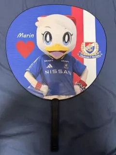 2025 マリノスジャンボうちわ　マリンちゃん