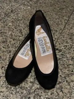 ファルファーレローヒールパンプス