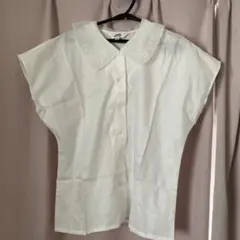 刺繍襟付きホワイトフレンチスリーブ