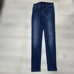 UNIQLOダークブルー スキニーデニム