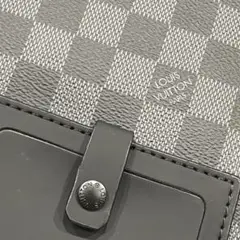 Item thumbnail for item 373ffba6-0d6e-4c5e-90e8-d7a0d662b966