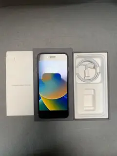 超美品 国内版 SIMフリー iPhone８ 64GB ブラック色
